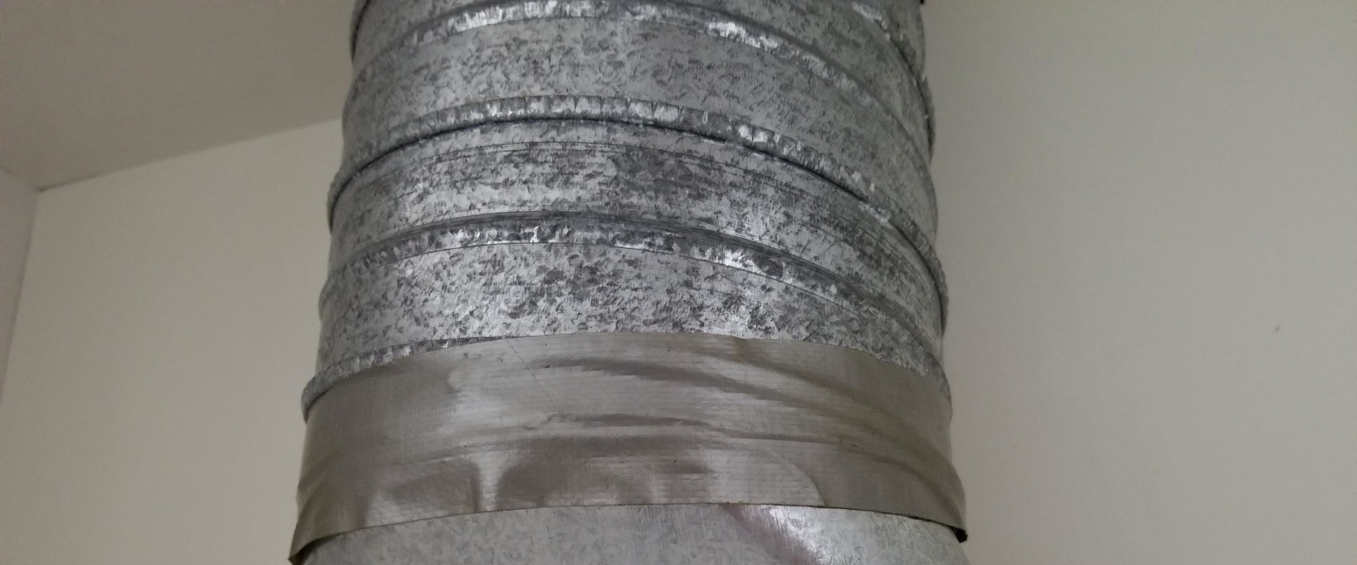 Is duct tape good for sealing ducts?